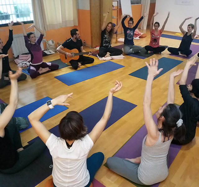 Yoga Online